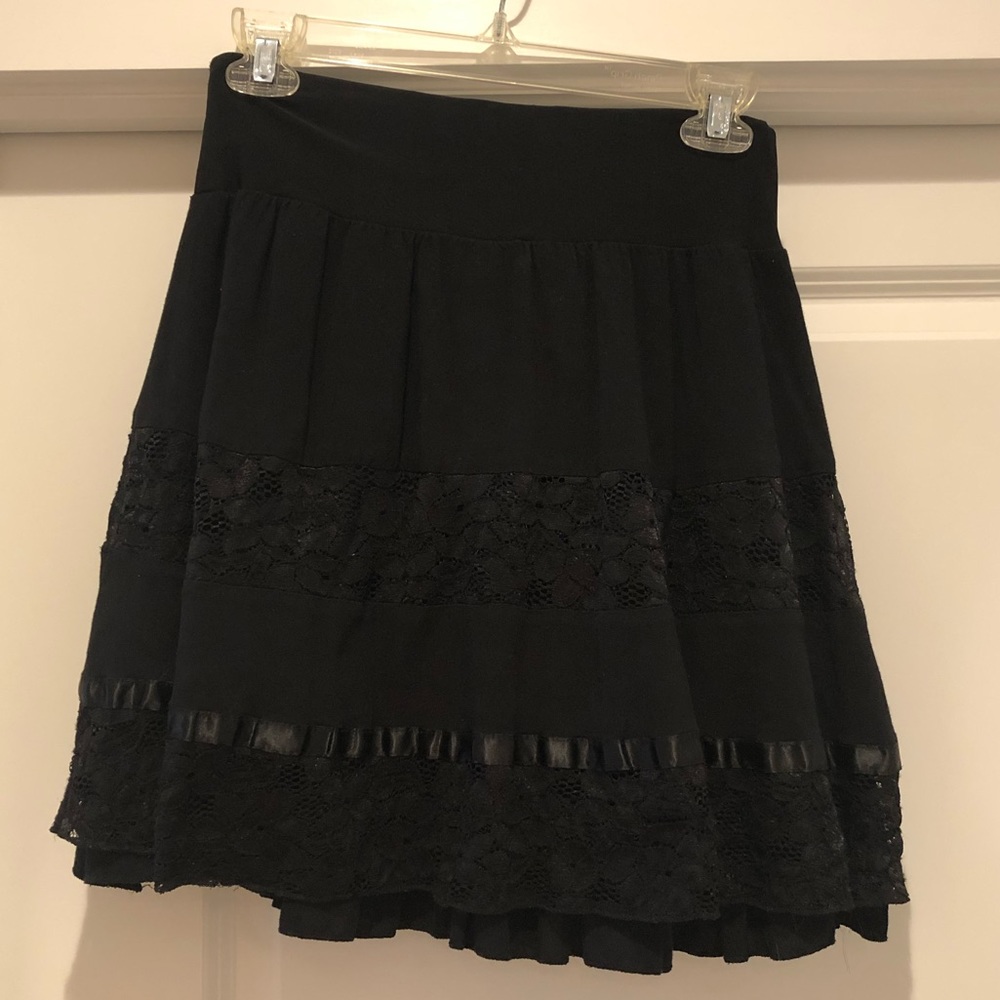Black skirt with lace trim